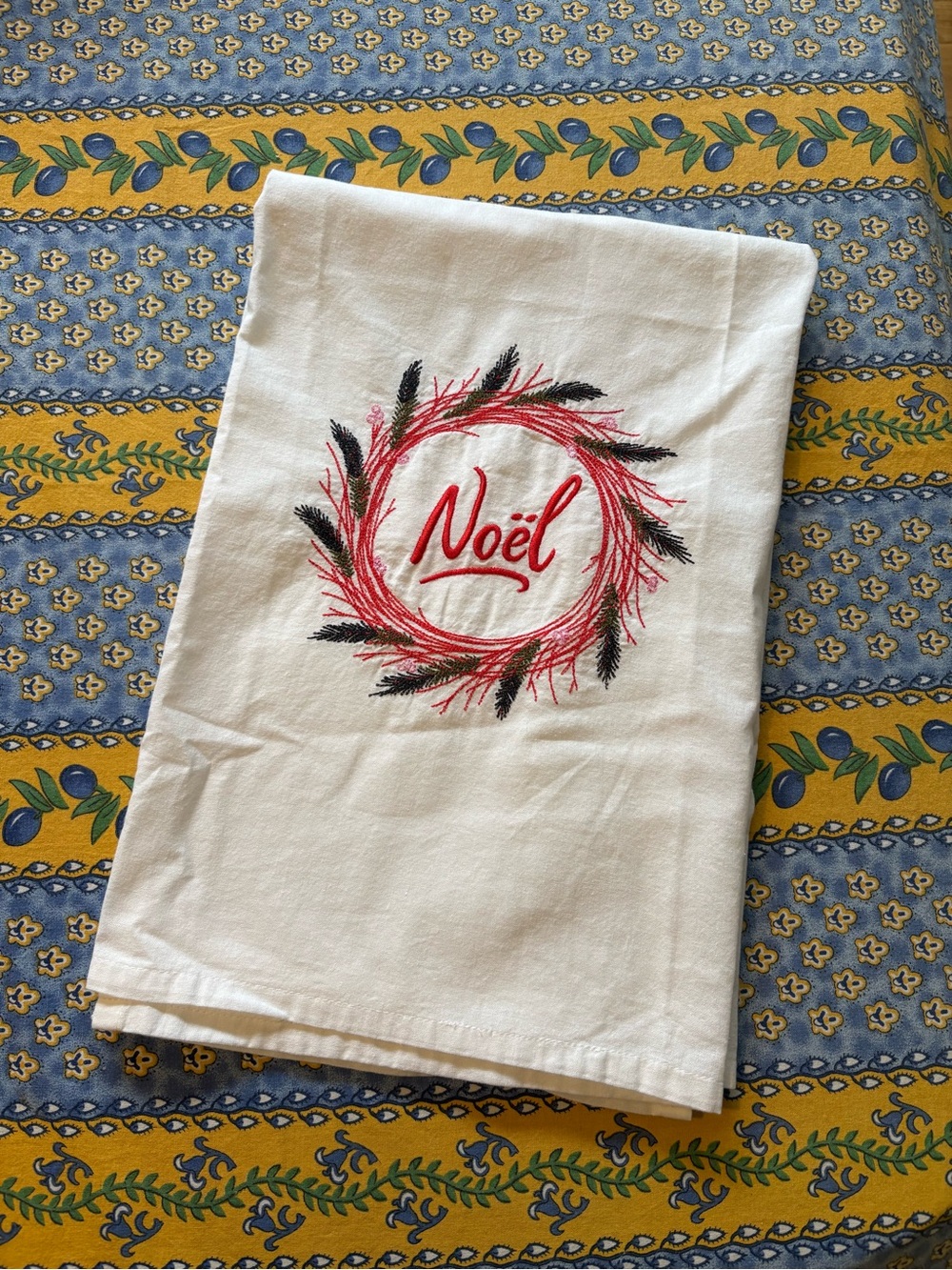 Unused Sur La Table Noel Christmas Kitchen Towel
